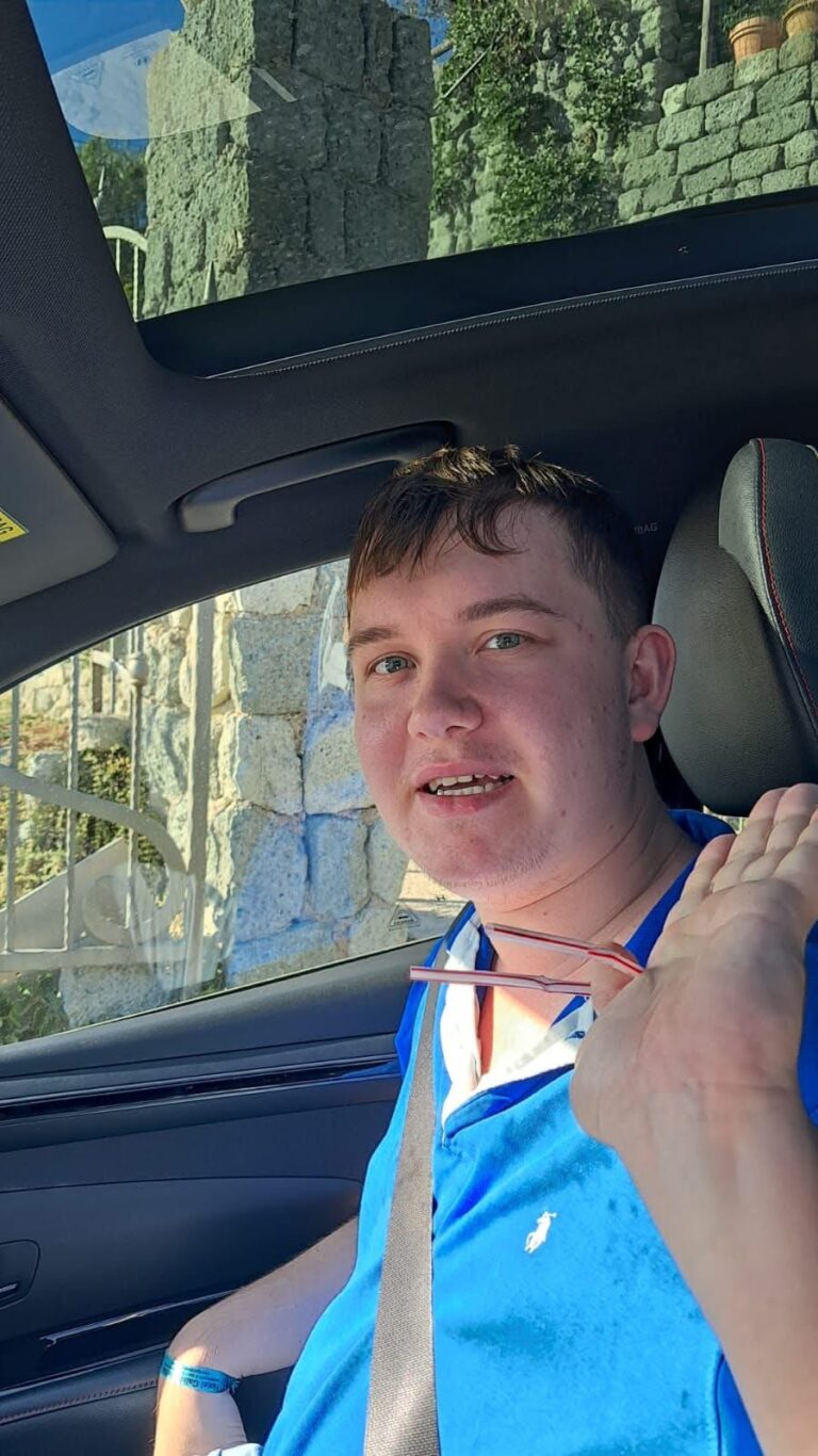 AVVISO URGENTE – RAGAZZO SCOMPARSO A FORIO