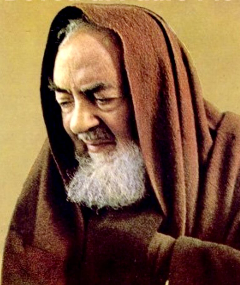 Casamicciola Terme accoglie la reliquia del saio di San Pio da Pietrelcina