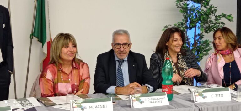 Pozzuoli, la Sanità incontra la Scuola: presentato il nuovo catalogo “Scuole Promotrici di Salute” 2025/2026