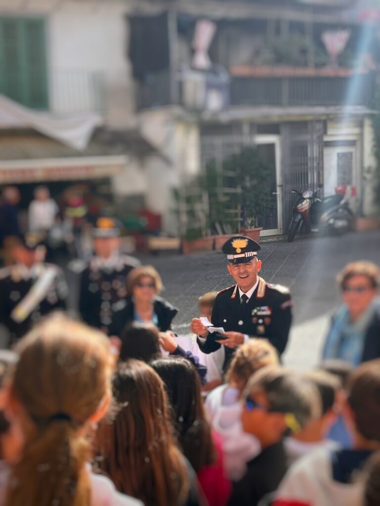 FORIO D’ISCHIA: I messaggi dei bambini ischitani per ringraziare e ricordare i 3 carabinieri morti nel veronese