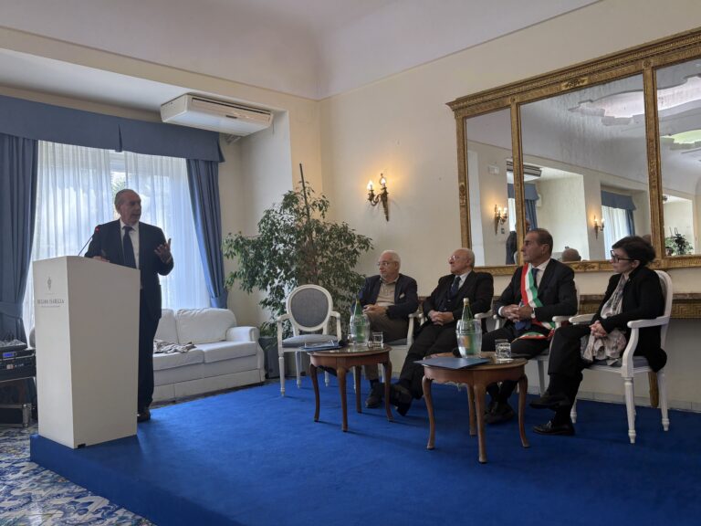 Lacco Ameno: presentazione del primo Piano di Ricostruzione: istituzioni e territorio insieme per il futuro dell’isola