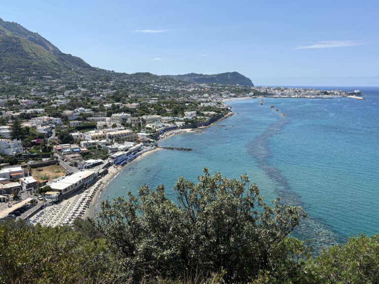 Vito Iacono: “Ischia ha bisogno di interventi strutturali, non di slogan turistici”