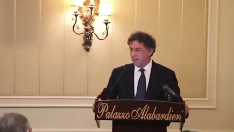 SOSPESA LA DEMOLIZIONE DELLA CASA DELLA PROFESSORESSA DE SIMONE