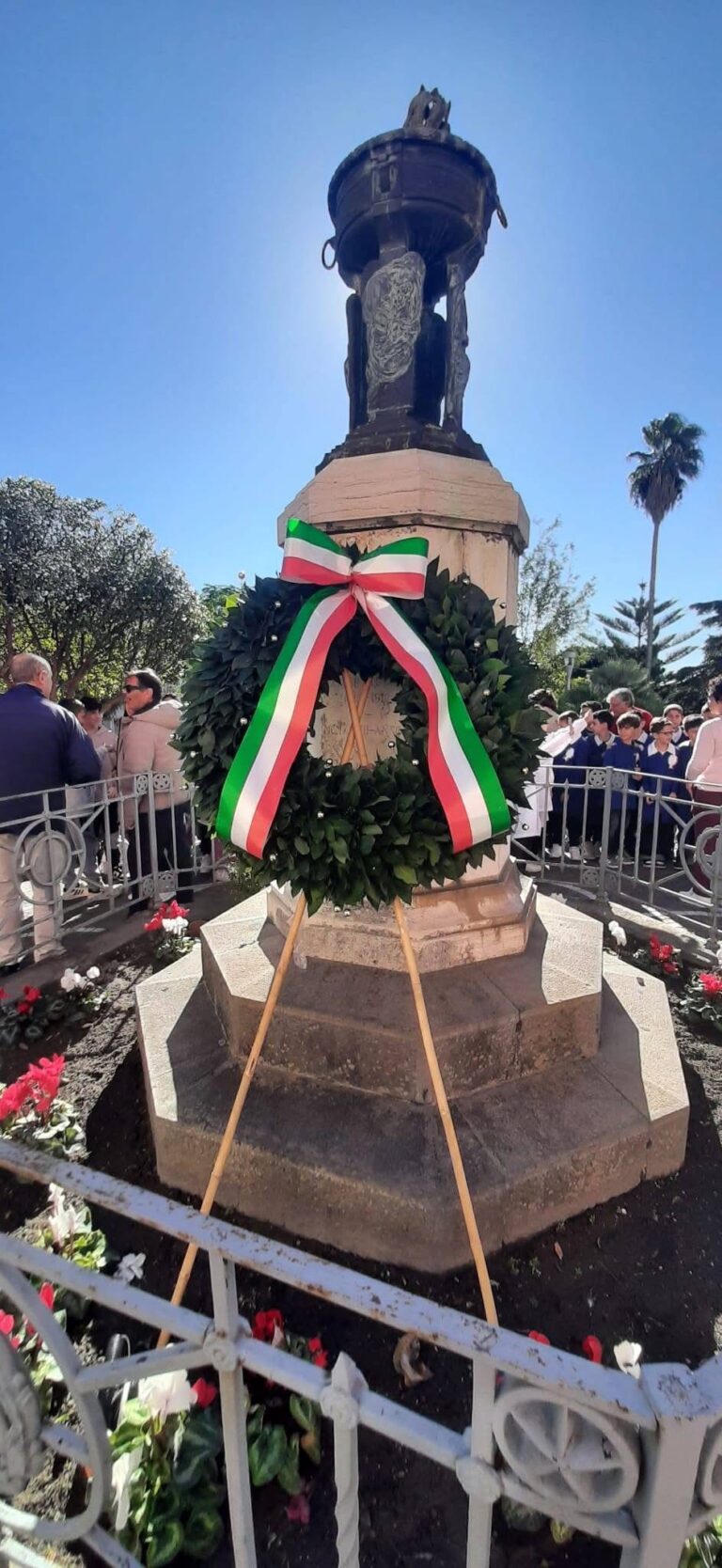 Omaggio ai Caduti: a Barano una mattinata di memoria e gratitudine
