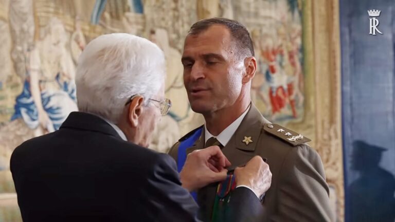 Mattarella celebra il valore delle Forze Armate: tra gli insigniti anche l’ischitano Stefano Messina