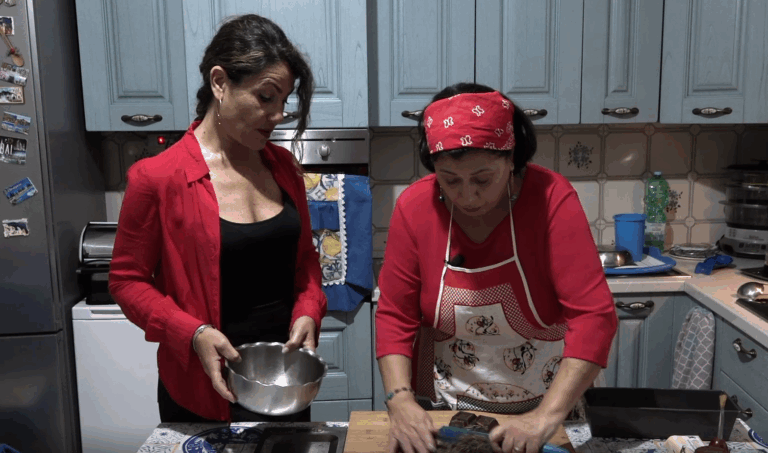 La Cucina di Donna Francesca torna su Canale 80 con il secondo appuntamento dedicato al Torrone dei Morti