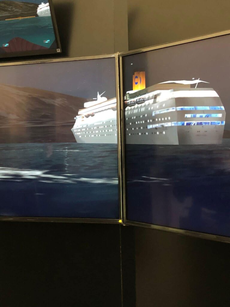 Gli studenti del Nautico Mennella ricostruiscono il naufragio della Costa Concordia