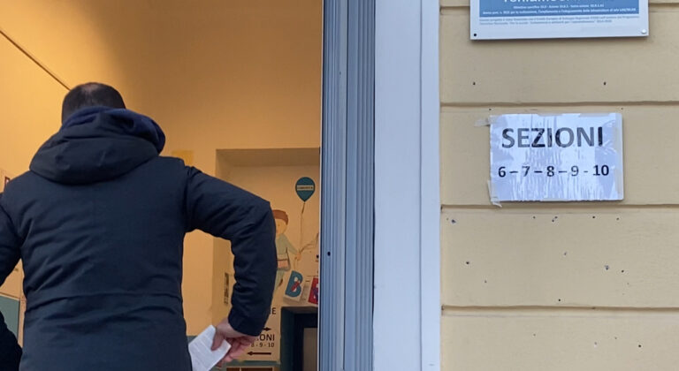 Affluenza alle Regionali in Campania: alle 19 ha votato circa il 25% degli aventi diritto