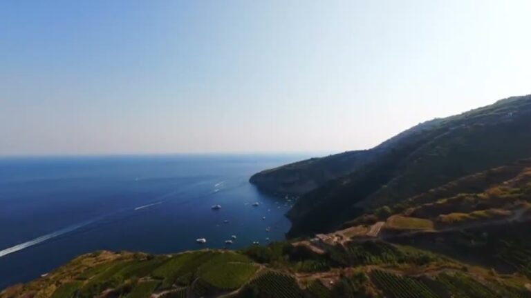 ALLARME RIFIUTI A CAMPAGNANO: L’APPELLO DELL’ASSOCIAZIONE IL PALMENTO