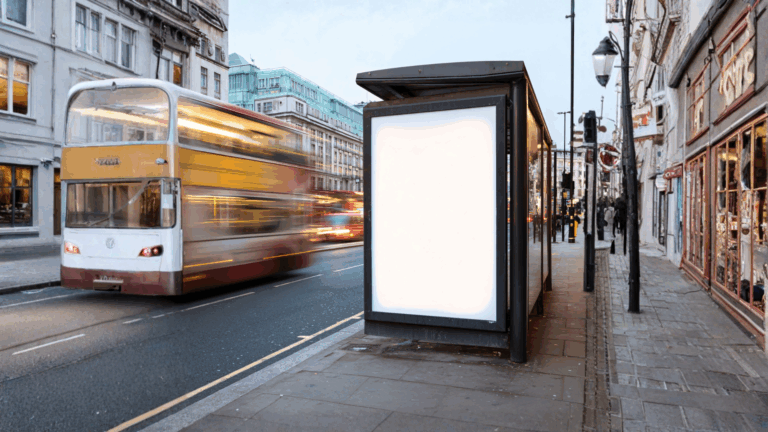 Forio, via al bando per la gestione degli spazi pubblicitari sulle pensiline degli autobus