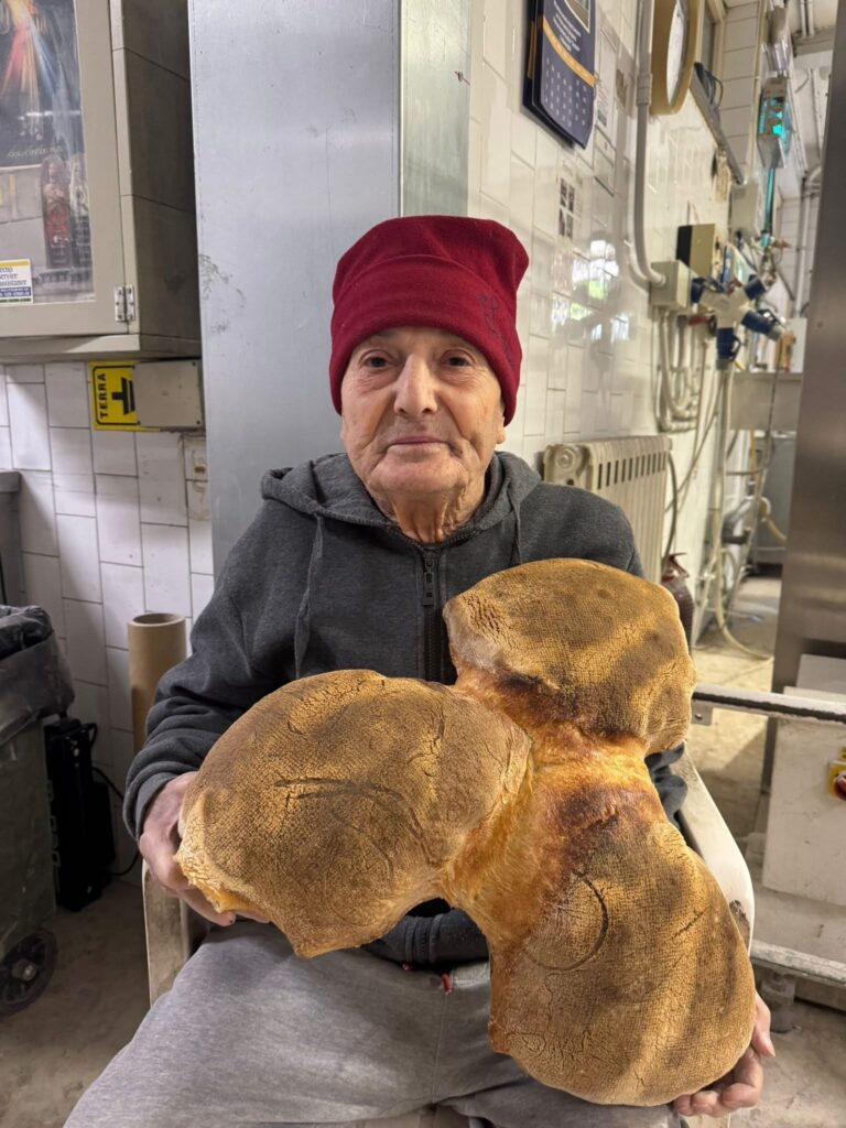 Ischia saluta Salvatore D’Ambra, Totor ‘e Boccia, custode dell’arte del pane