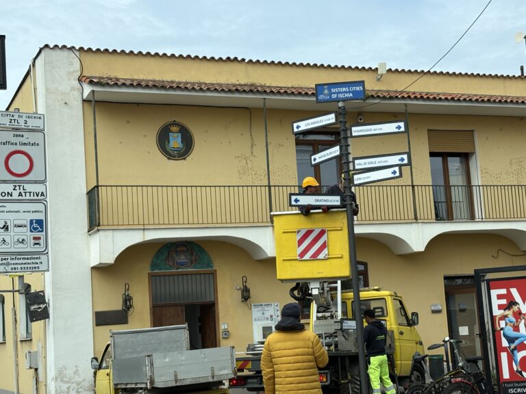 Ischia, Due nuove colonnine per auto elettriche. Saranno a Cartaromana e via L. Mazzella