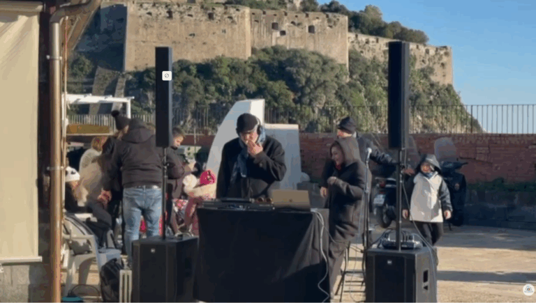 ISCHIA PONTE: IL BORGO IN FESTA PER SALUTARE INSIEME IL 2025