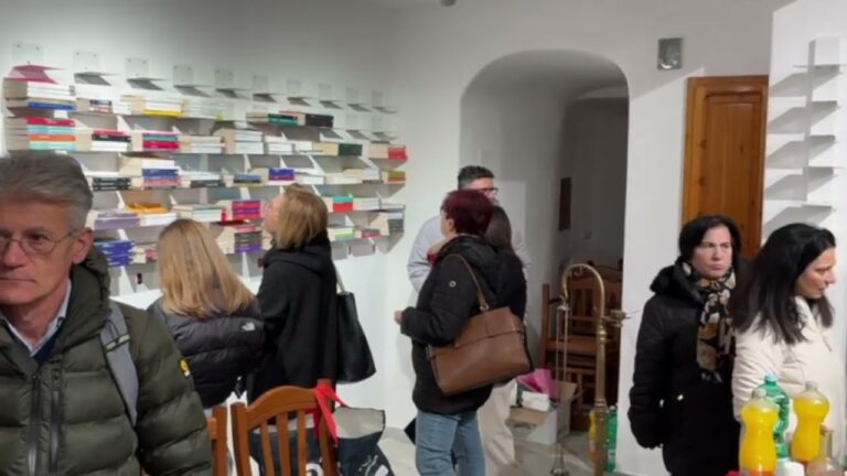 MONTERONE HA LA SUA BIBLIOTECA, DON PINO: FAVORIAMO CULTURA E AGGREGAZIONE