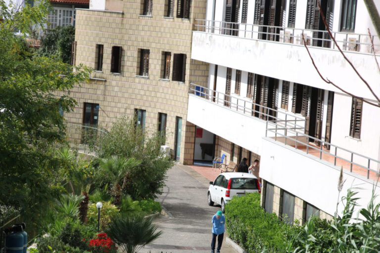 Serrara Fontana, allarme per i lavoratori di Villa Mercede: l’appello ai sindaci dell’isola d’Ischia