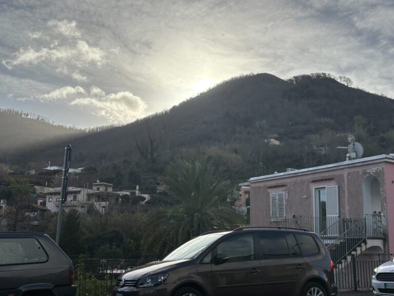 Ischia, passo decisivo per la messa in sicurezza del versante di Monte Vezzi