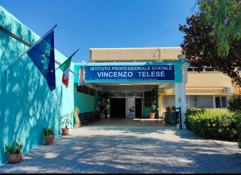 Ischia, Carriera Alias al Telese: un regolamento per tutelare identità e benessere degli studenti