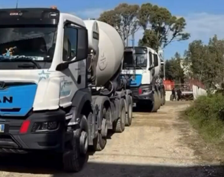 Venti betoniere a Ischia per il nuovo solaio da 1.000 metri quadrati al Rizzoli