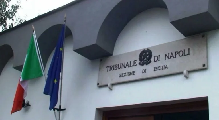 Dieci anni di processo per una caduta a Forio: la decisione del Tribunale di Ischia