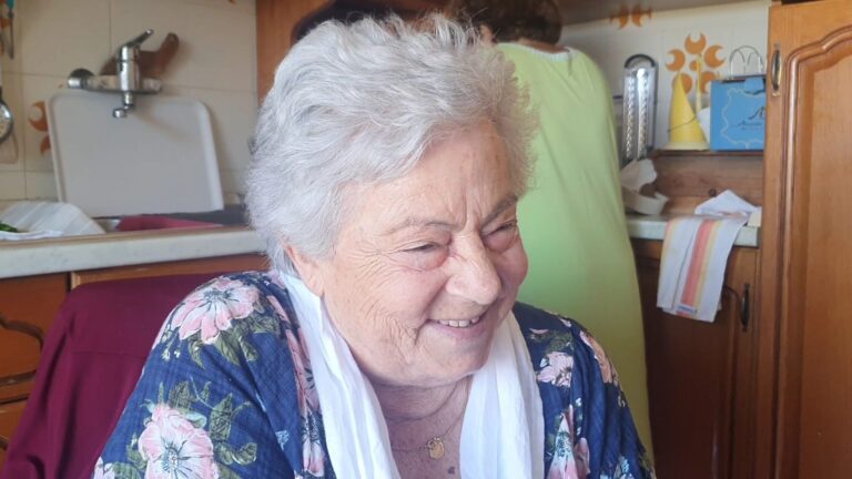 Questa sera su NuvolaTV una nuova puntata di Piazza Pontone: ospite Lora Sacchetti