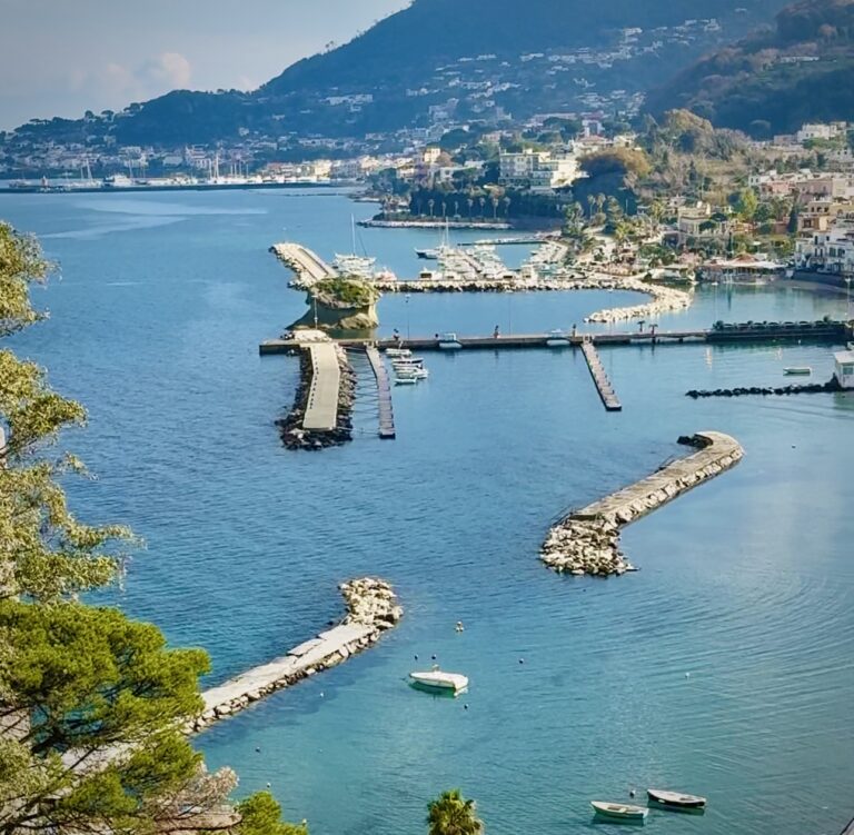 Lacco Ameno, incassati 65mila euro in anticipo dai diportisti. Questa sera il sindaco Pascale a Nuvola Tv