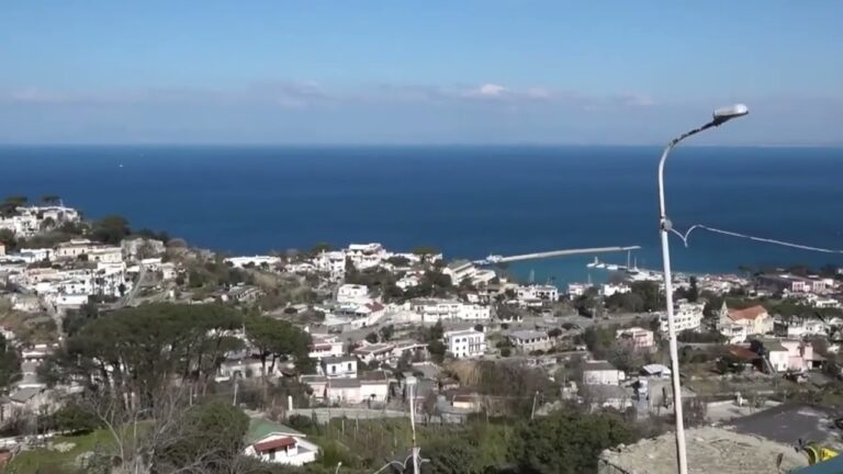 Svolta giudiziaria a Ischia: 14 nomi nel registro degli indagati per l’alluvione