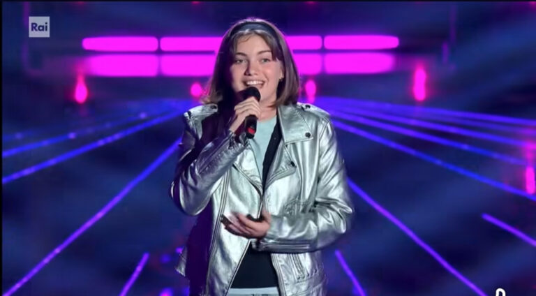 Chiara Mazzella incanta The Voice Kids: la 13enne di Ischia conquista Loredana Bertè