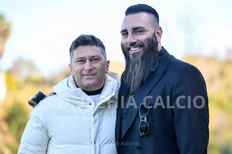 Ischia Calcio, il presidente Lauro: “Serve unità. Pronti 1,5 milioni per il nuovo Mazzella”