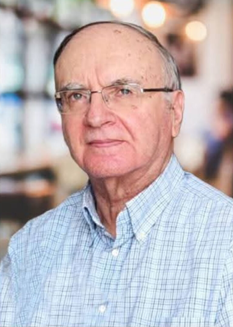 Lutto: la scuola ischitana perde il prof. Vincenzo Di Meglio