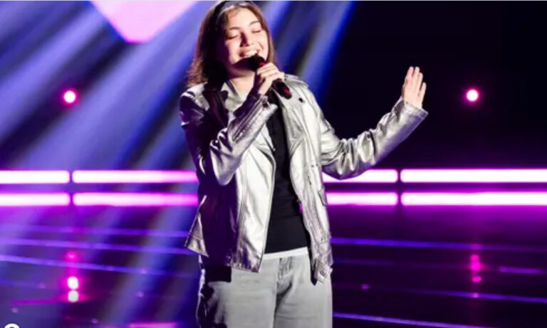 The Voice Kids, Chiara Mazzella lascia il palco: con eleganza e applausi torna a Ischia