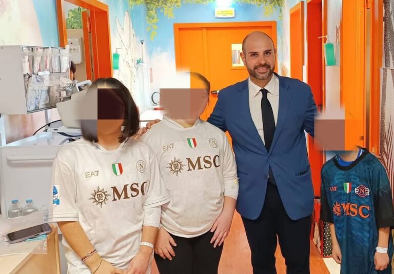Regala un Sorriso Azzurro: da Ischia il gesto di Gianmarco Di Meglio per i piccoli del Santobono