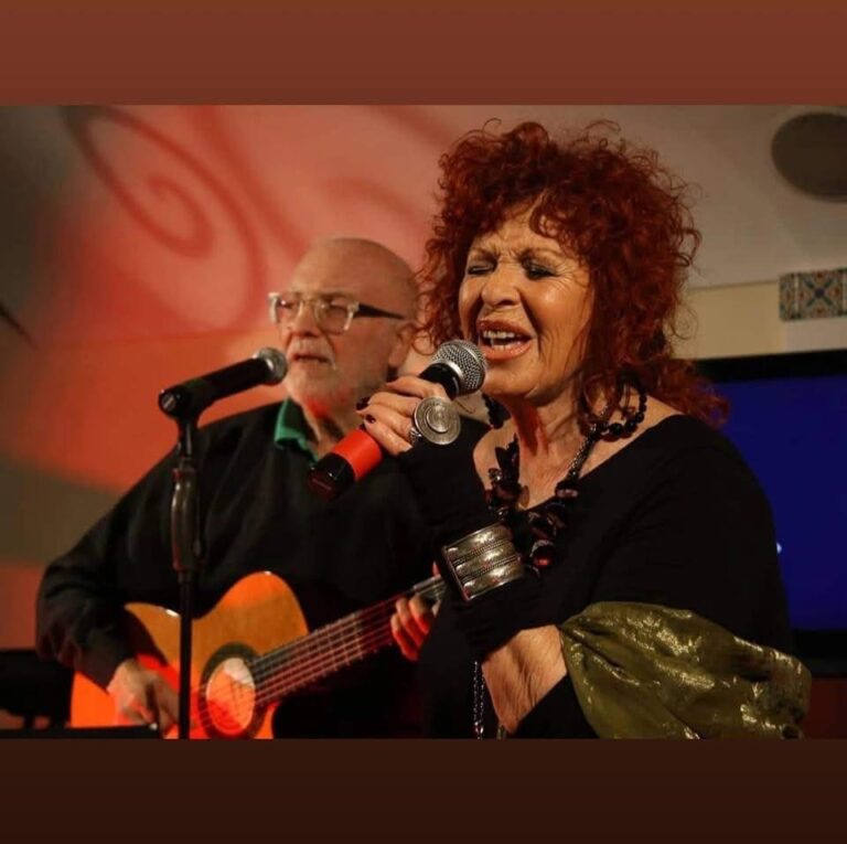 “MARE IN TEMPESTA E CUORE STELLATO” QUESTA SERA SARA PANTALONE A PIAZZA PONTONE