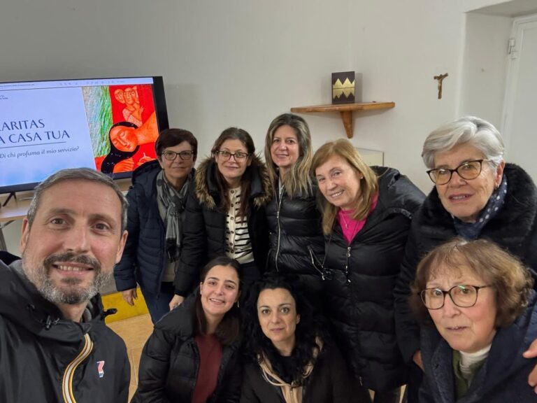 Caritas Ischia avvia il ciclo di incontri “Caritas a casa tua”: ascolto, dialogo e nuovi cammini di comunità
