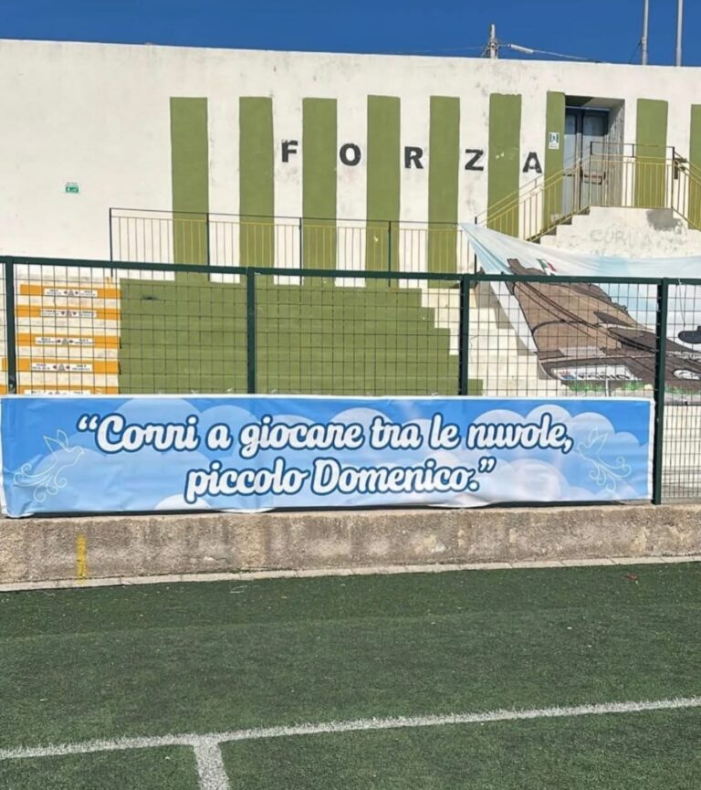 Un abbraccio che va oltre il calcio: il Real Forio ricorda il piccolo Domenico