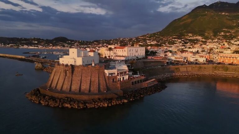 MENNELLA: ALLA BIT DI MILANO ATTENZIONE ALLA COSTA CAMPANA CON ISCHIA E PROCIDA