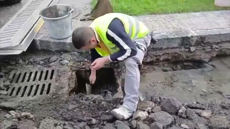 ISCHIA, ALLAGAMENTI NELLA ZONA DEL CANALONE: L’ACQUA È MARINA E TERMALE