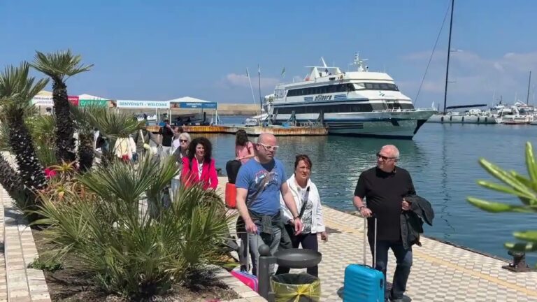 ECONOMIA BLU, FORIO CI CREDE: 97 MILA EURO PER UN PORTO PIÙ MODERNO E SOSTENIBILE