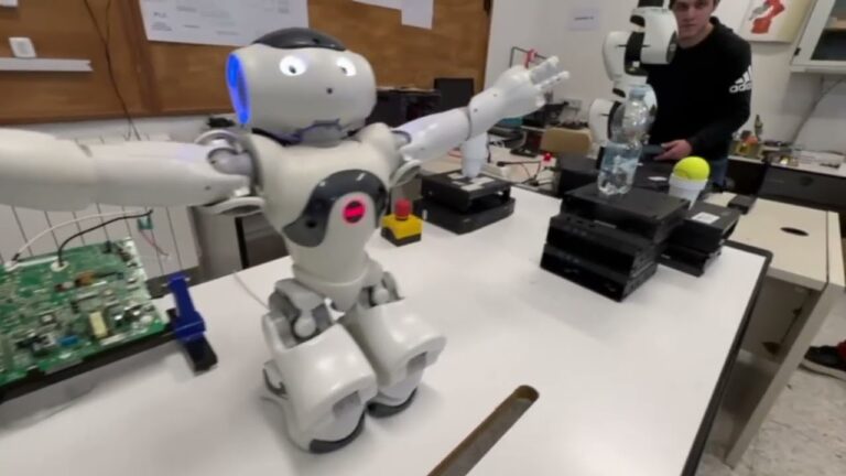 Ricerca e territorio: all’Istituto Mattei di Casamicciola nasce il sismografo “fatto in casa”