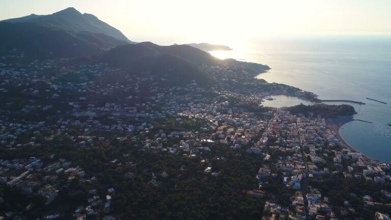 MAXI DEBITO CON ACQUA CAMPANIA, DESERTA L'ASSEMBLEA CISI