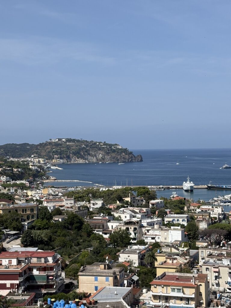 Casamicciola, al via i lavori sul cavo sottomarino Ischia‑Cuma: la Capitaneria regola traffico e sicurezza in mare