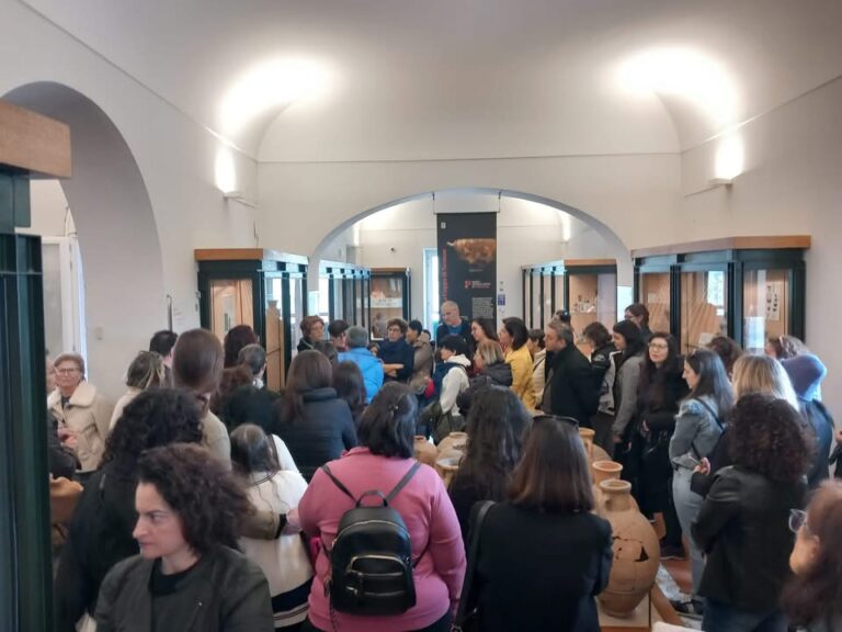 A Lacco Ameno un 8 marzo di cultura e partecipazione: il successo della visita al Museo di Pithecusae