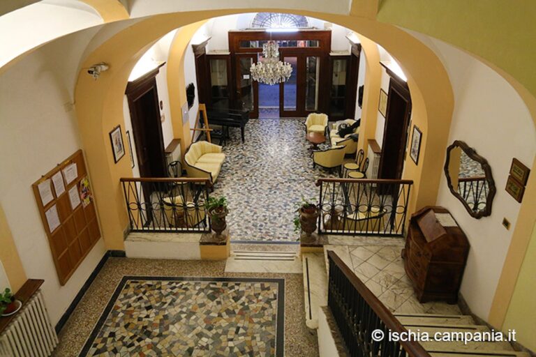 Giornate Fai: alla scoperta dello stabilimento balneo termale militare di Ischia 