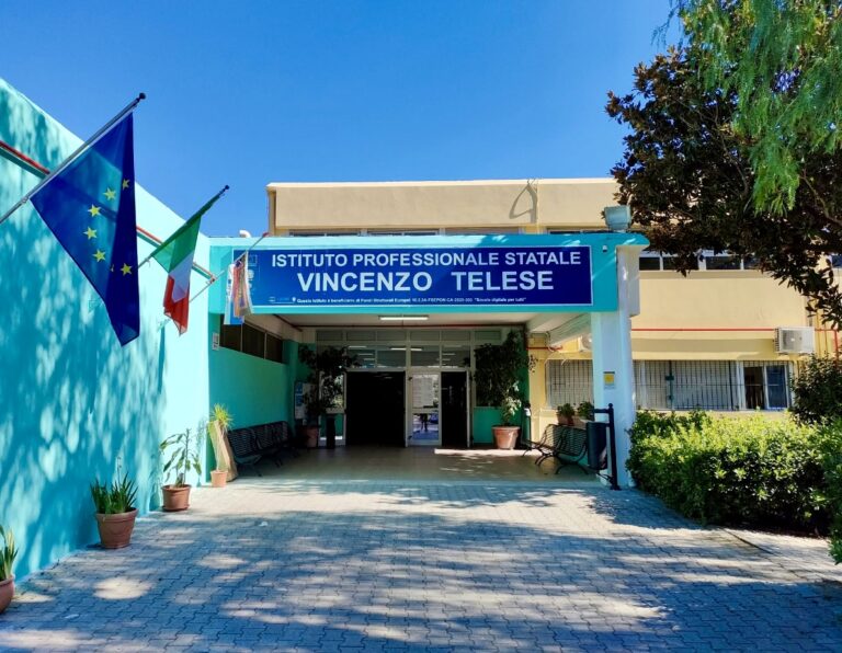 Novità all’Istituto I.P.S. Vincenzo Telese di Ischia: al via il progetto “Siamo tutti fuori classe”!