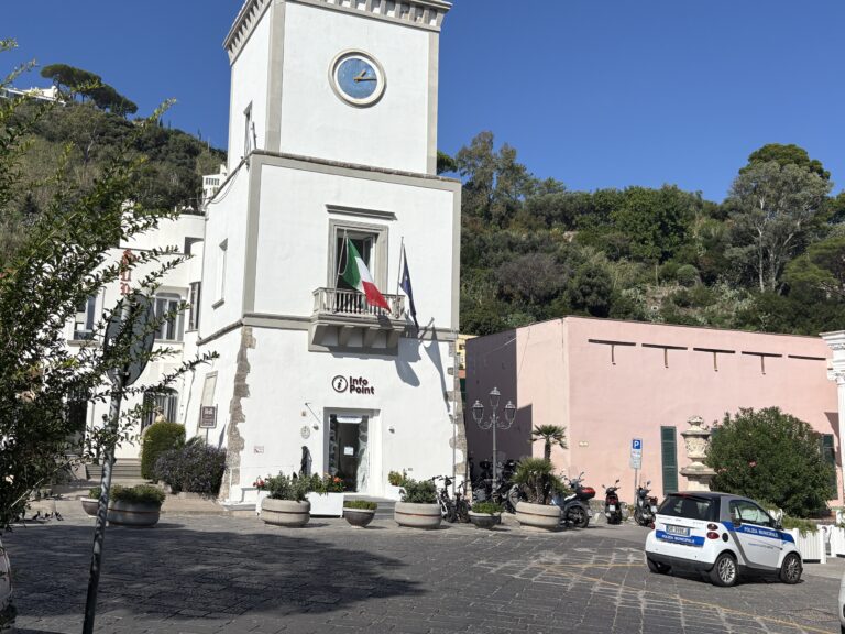 Comune di Lacco Ameno. Il Prefetto di Napoli nomina il Commissario