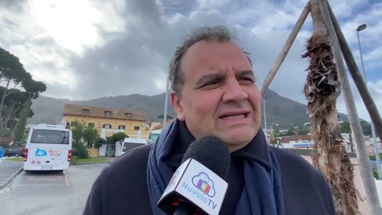 CONSIGLIO A CASAMICCIOLA, GIOSI NON CI STA E ATTACCA LA MINORANZA