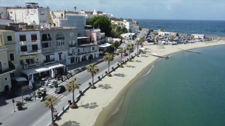 EVI AL COLLASSO, I DIRIGENTI: ACCELERARE SULLE ASSUNZIONI