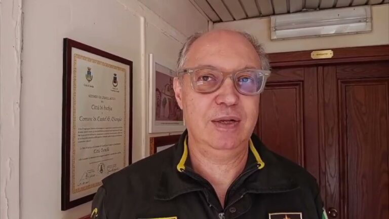 VIGILI DEL FUOCO, LAVORI ALLA CASERMA: PADUANO INCONTRA I SINDACI