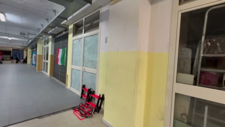 INQUILINI MOROSI, SEI ORDINANZE DI SGOMBERO AL MERCATO COMUNALE